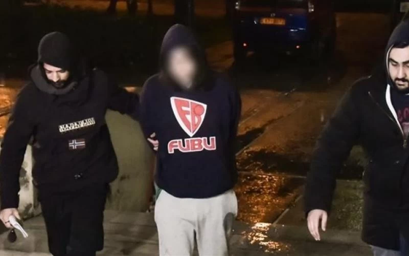Τι αναφέρει στην κατάθεσή του ο 21χρονος που τεμάχισε το νονό του: «Ήθελα να τον σκοτώσω εδώ και καιρό» – Βίντεο